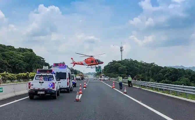 临武高速公路汽车救援案例